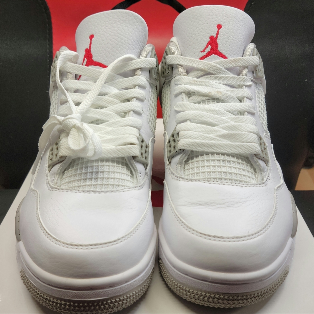 Brand New Air Jordan 4 Retro White OREO Gray Men's size 11!!